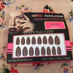 Nailhur press on nails